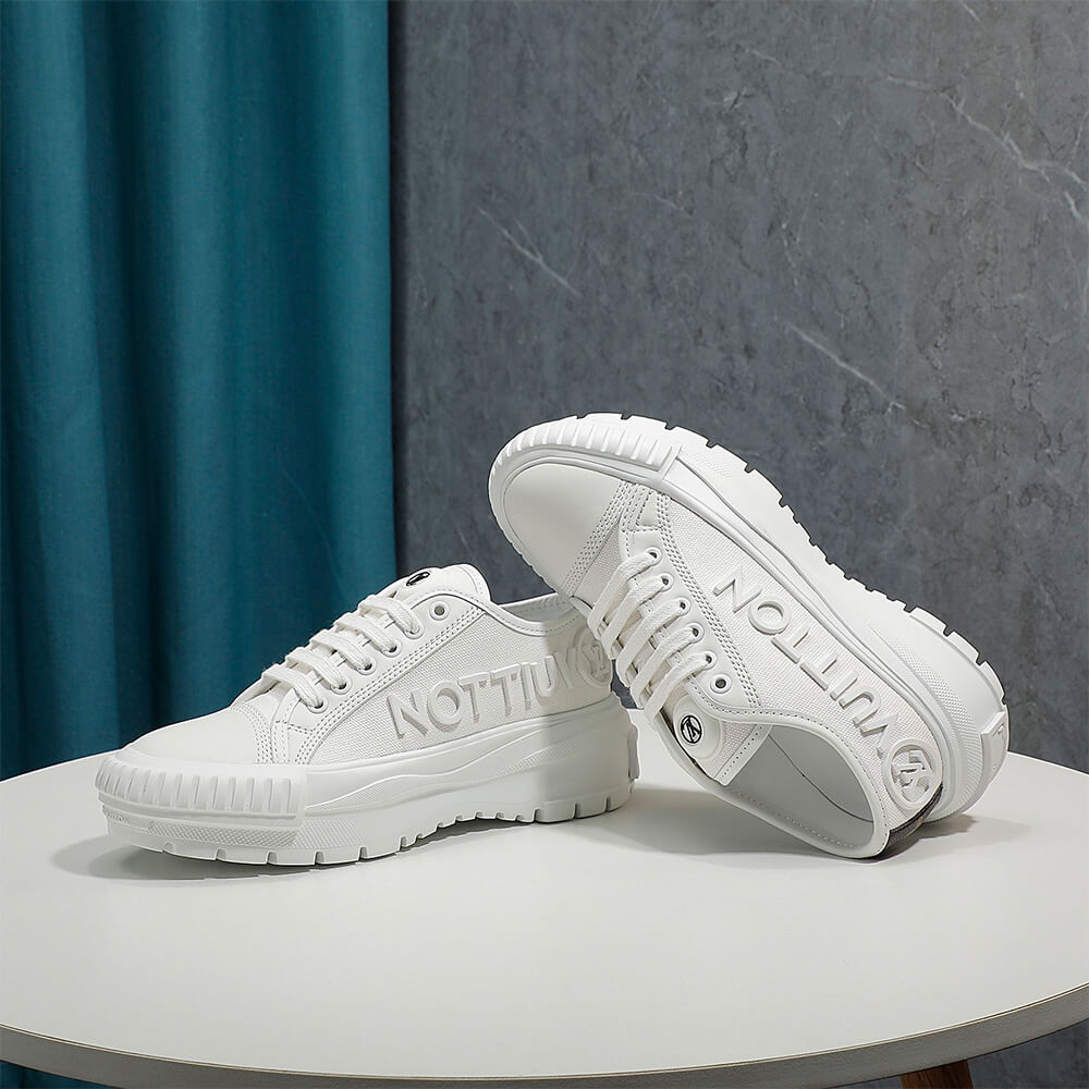 LV SQUAD SNEAKER