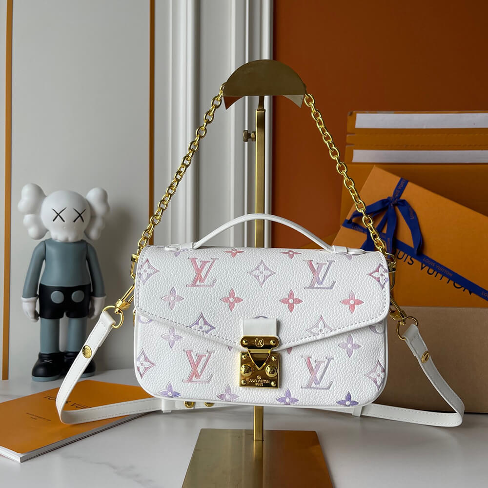 LV Pochette East West